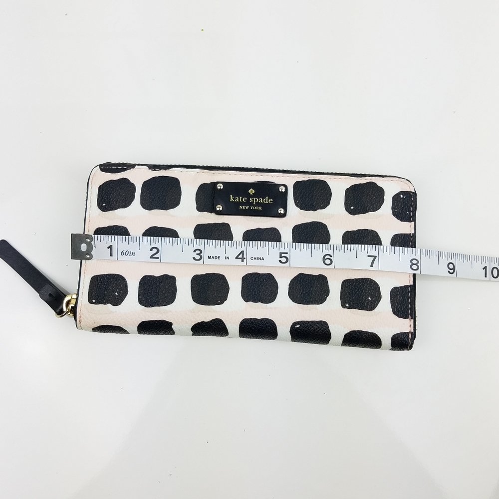 Kate Spade multi color patterned Zip wallet - Picture 3 of 11